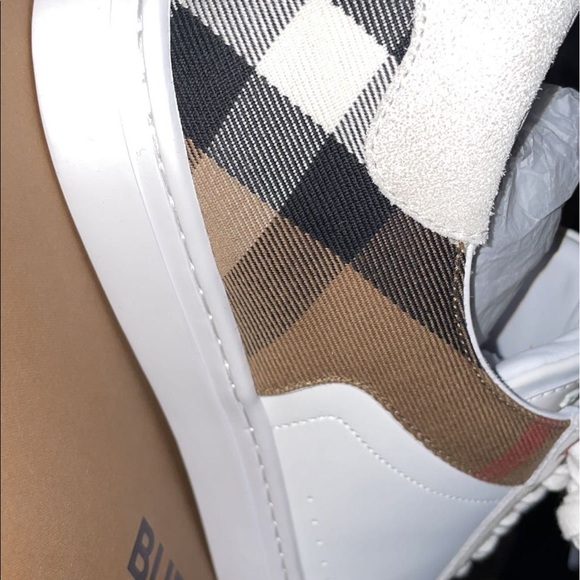 Burberry men sneakers - Picture 3 of 9